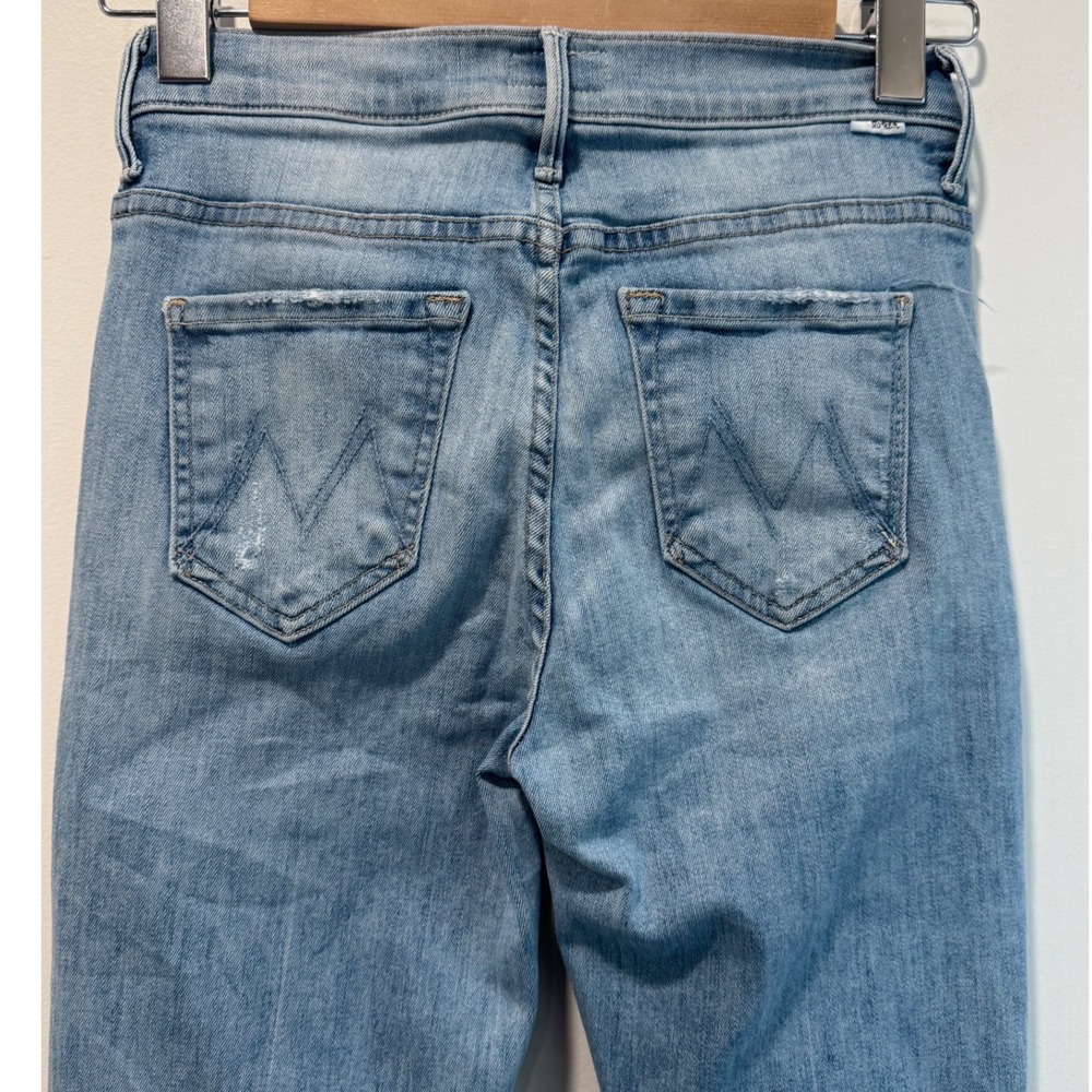 Mother The Weekender Fray Dreamer Blue Distressed Mid Rise Flare Jeans Womens 25 - Picture 7 of 9